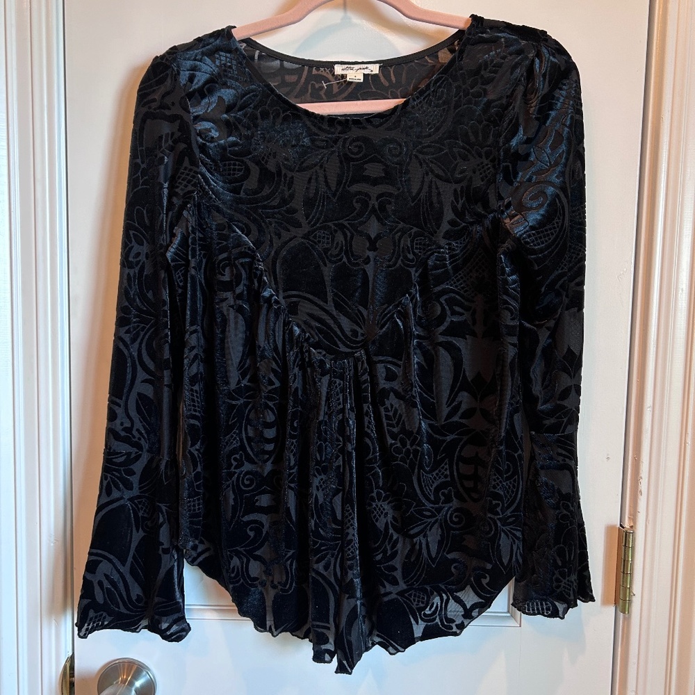 Black velvet/sheer top